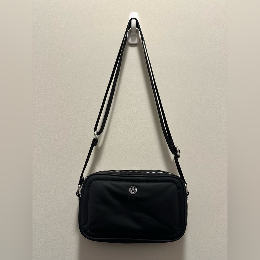 Lululemon Black Crossbody Bag